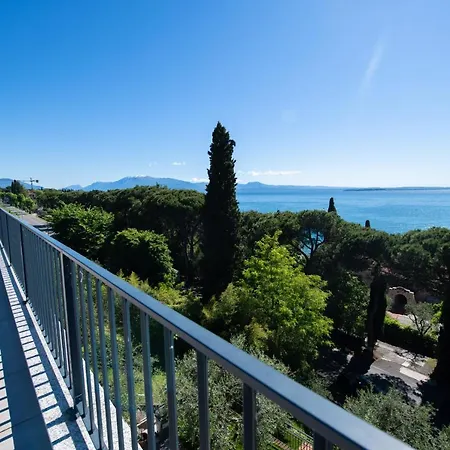 Appartamenti Sole Blu Padenghe sul Garda Exterior photo